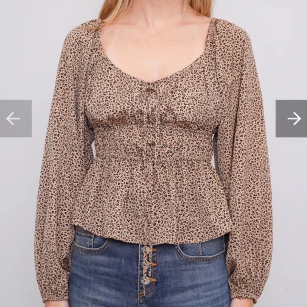 Le Lis Tan Leopard Print Blouse